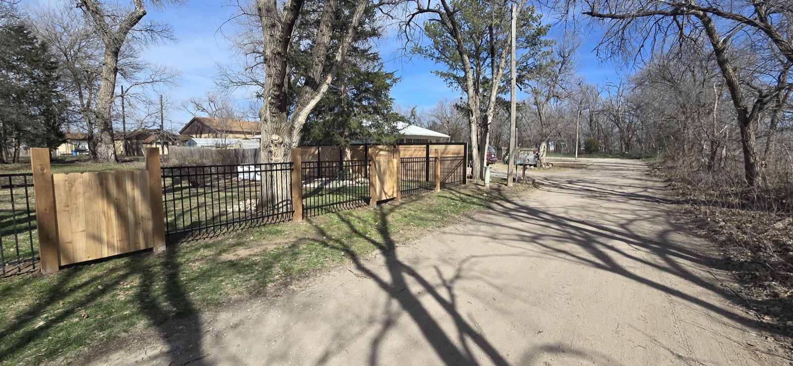 Completed Elite Fencing and Decks project 10