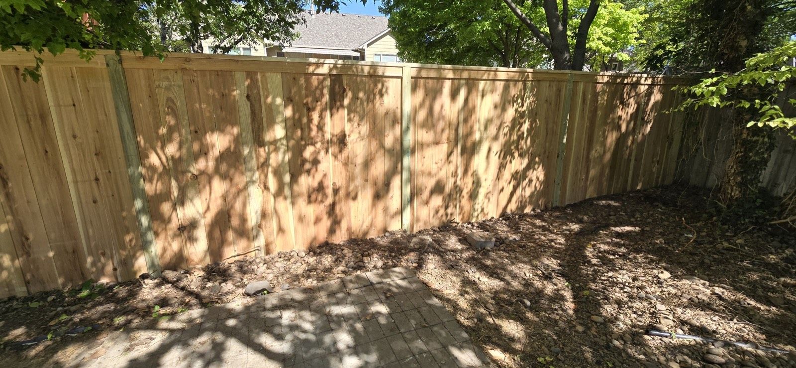 Completed Elite Fencing and Decks project 13